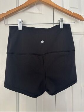 lululemon High-Rise Black Women's Athletic Shorts, Size 6